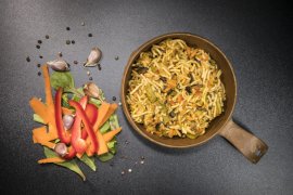 Dehydrierte Lebensmittel - Gemüse mit Nudeln Tactical Foodpack