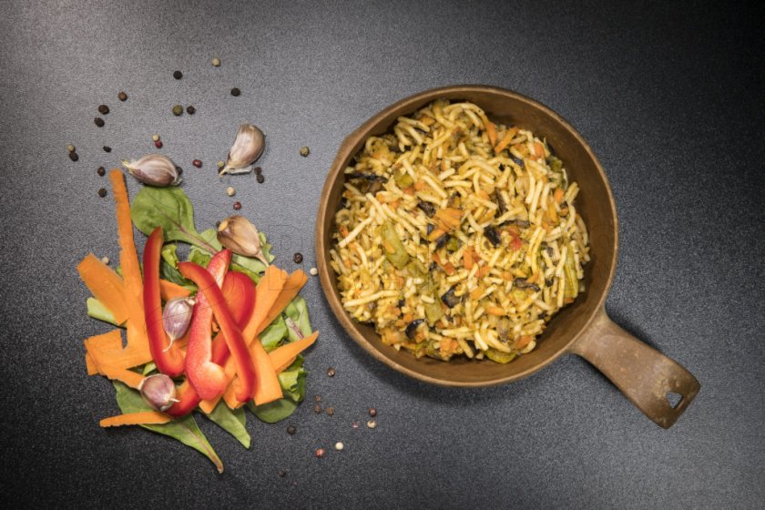 Dehydrierte Lebensmittel - Gemüse mit Nudeln Tactical Foodpack