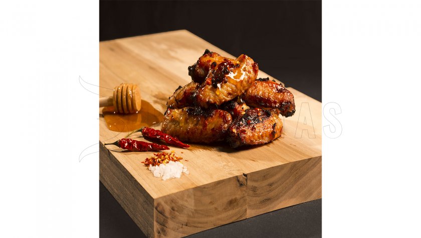 Hähnchenflügel mit Honig und Chili Adventure Menu