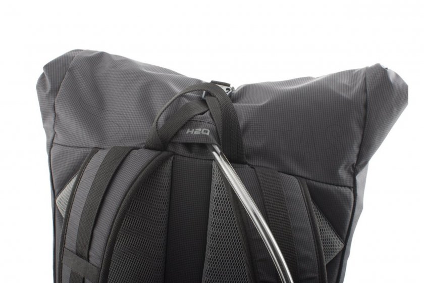 Rucksack Pinguin Commute 25 schwarz