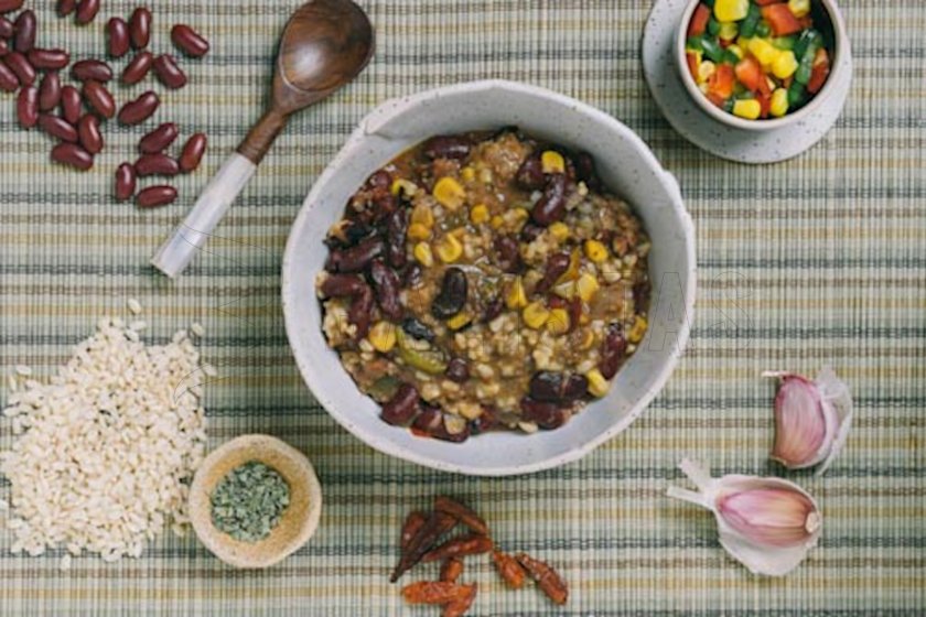 Chili con Carne mit Vollkornreis 350g Forestia