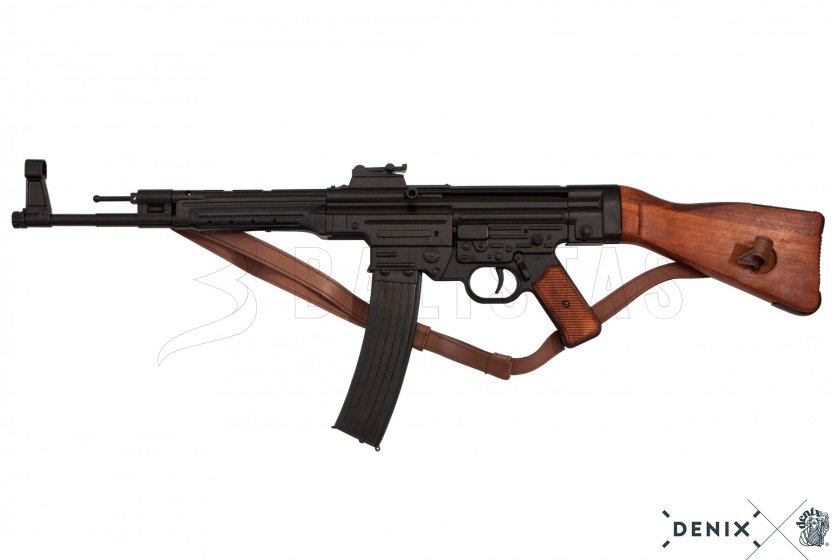 Replik Sturmgewehr 44 mit Riemen, Deutschland 1943